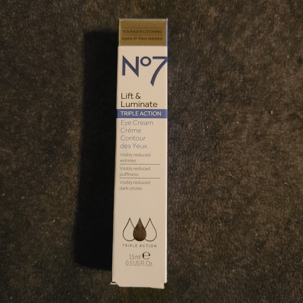 No7 lift luminate triple action eye cream